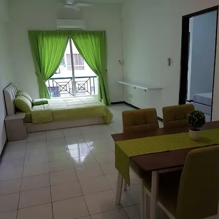Api Api Centre Apartment Homestay Kota Kinabalu Exterior photo