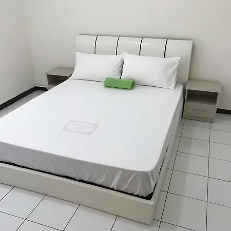 Api Api Centre Apartment Homestay Kota Kinabalu Exterior photo